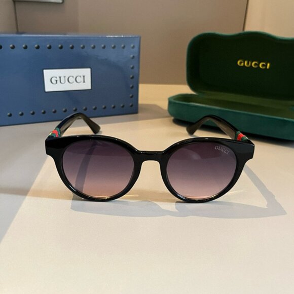 Gucci Women\'s Designer Sunglasses main image 4
